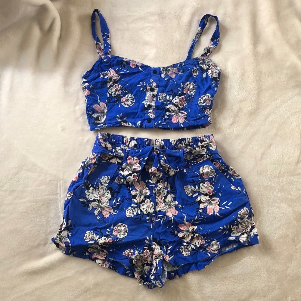 ☀️A SUMMER MUST HAVE☀️ Matching floral set